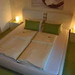 Schwaiger 3*